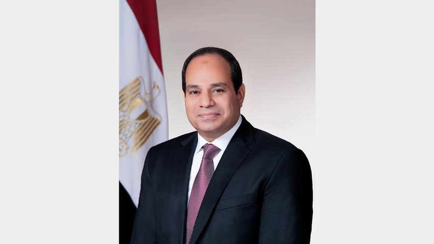 الرئيس عبد الفتاح السيسي يصدر قرارًا بترقية اللواء كمال عامر إلى رتبة فريق فخري ومنحه وشاح النيل الرئيس عبد الفتاح السيسي يصدر قرارًا بترقية اللواء كمال عامر إلى رتبة فريق فخري ومنحه وشاح النيل