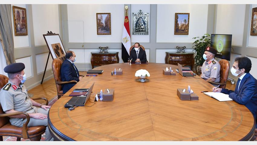الرئيس عبد الفتاح السيسي يتابع الموقف التنفيذي لعدد من مشروعات الهيئة الهندسية على مستوى الجمهورية الرئيس عبد الفتاح السيسي يتابع الموقف التنفيذي لعدد من مشروعات الهيئة الهندسية على مستوى الجمهورية