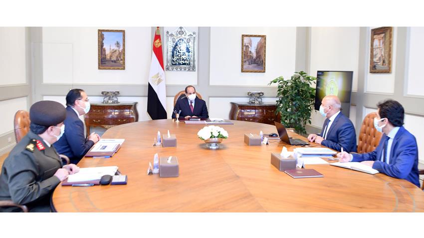 الرئيس عبد الفتاح السيسي يتابع مشروعات وسائل النقل الجماعي الجديدة على مستوى الجمهورية