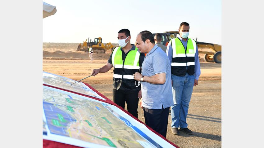 الرئيس عبد الفتاح السيسي يتفقد مشروعات تطوير شبكة محاور وطرق الساحل الشمالي