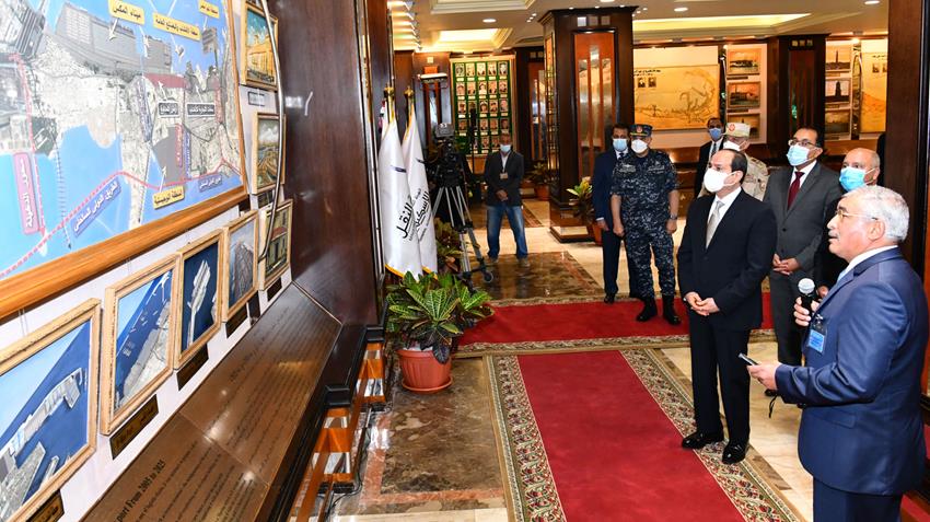 الرئيس عبد الفتاح السيسي يتفقد متحف ميناء الإسكندرية البحري والقاعة التاريخية