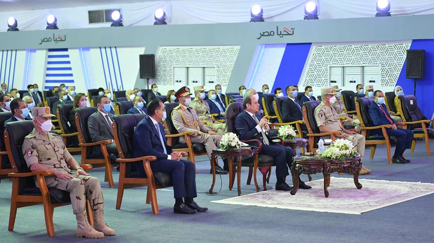 الرئيس عبد الفتاح السيسي يفتتح مجموعة مشروعات إسكان بديل المناطق غير الآمنة من منطقة ٦ أكتوبر