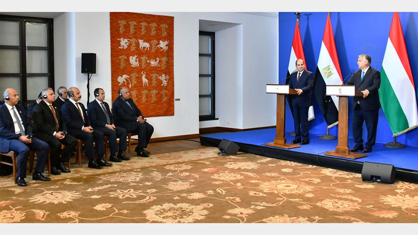 الرئيس عبد الفتاح السيسي يشارك في المؤتمر الصحفي المشترك مع رئيس الوزراء المجري