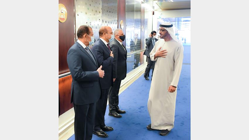 الرئيس عبد الفتاح السيسي يعود إلى أرض الوطن بعد زيارة سيادته إلى دولة الإمارات العربية المتحدة
