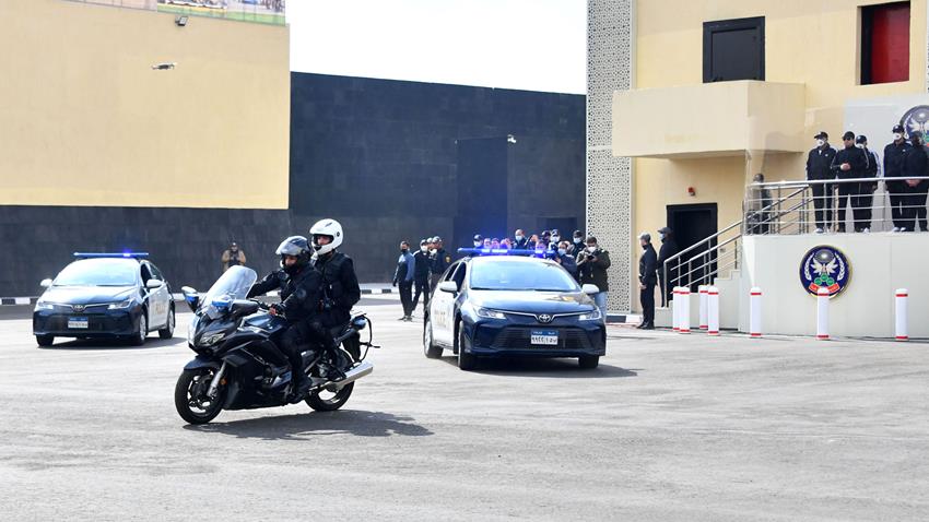 الرئيس عبد الفتاح السيسي يقوم بزيارة تفقدية لمقر أكاديمية الشرطة