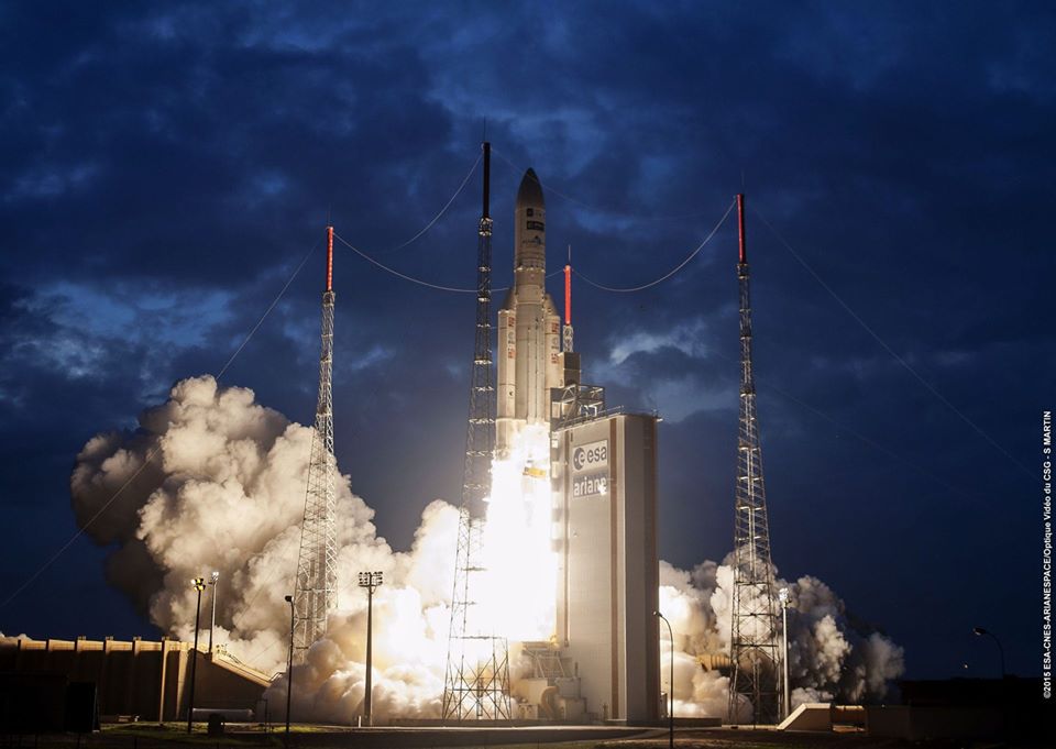 إطلاق صاروخ  أريان Ariane-5 ECA الفرنسي الحامل لقمر الإتصالات طيبة TIBA-1 التابع للحكومة المصرية