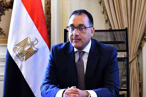 رئيس الوزراء يبحث مع وفد شركة "فولكس فاجن" الألمانية فرص الاستثمار فى مصر