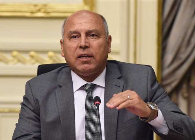 وزير النقل: القطار الكهربائى سيحمل الركاب إلى العاصمة الإدارية أكتوبر المقبل وزير النقل: القطار الكهربائى سيحمل الركاب إلى العاصمة الإدارية أكتوبر المقبل