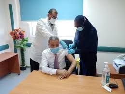 تفاصيل تطعيم الصحة لكبار السن وأصحاب الأمراض المزمنة ضد كورونا.. تفاصيل تطعيم الصحة لكبار السن وأصحاب الأمراض المزمنة ضد كورونا..