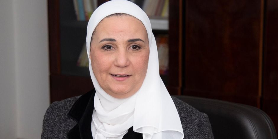 التضامن تقرر صرف 30 ألف لذوي المتوفين و15 ألف للمصاب بحريق مصنع العبور التضامن تقرر صرف 30 ألف لذوي المتوفين و15 ألف للمصاب بحريق مصنع العبور