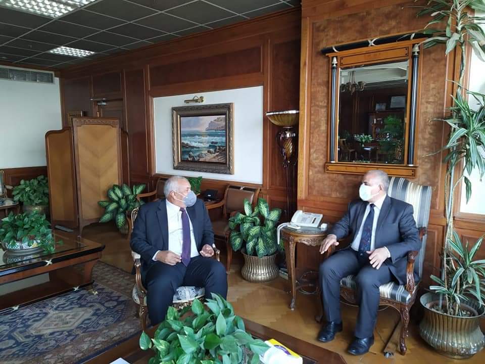 وزير الري: تشغيل ١٩ بئرا جوفية في الوادي الجديد أوتوماتيكيا ومراقبة السحب الآمن منها عن بُعد وزير الري: تشغيل ١٩ بئرا جوفية في الوادي الجديد أوتوماتيكيا ومراقبة السحب الآمن منها عن بُعد