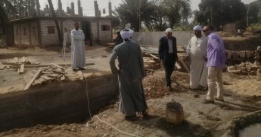 رئيس مدينة الأقصر يتابع العمل بمشروع إحلال وتجديد كوبرى نجع القباحي الشرقي.. صور رئيس مدينة الأقصر يتابع العمل بمشروع إحلال وتجديد كوبرى نجع القباحي الشرقي.. صور