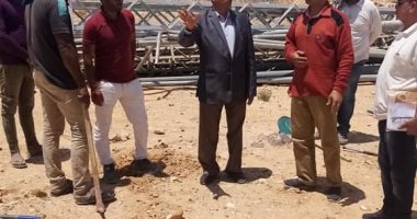 تنفيذ مشروعات خدمية فى مجال الكهرباء بمنطقة عين الجديرات بوسط سيناء