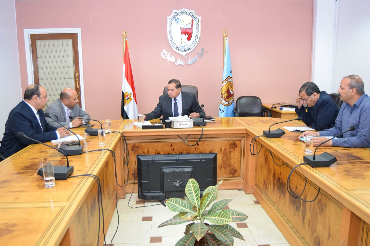 المدرسة الفنية للتعليم والتدريب المزدوج‎