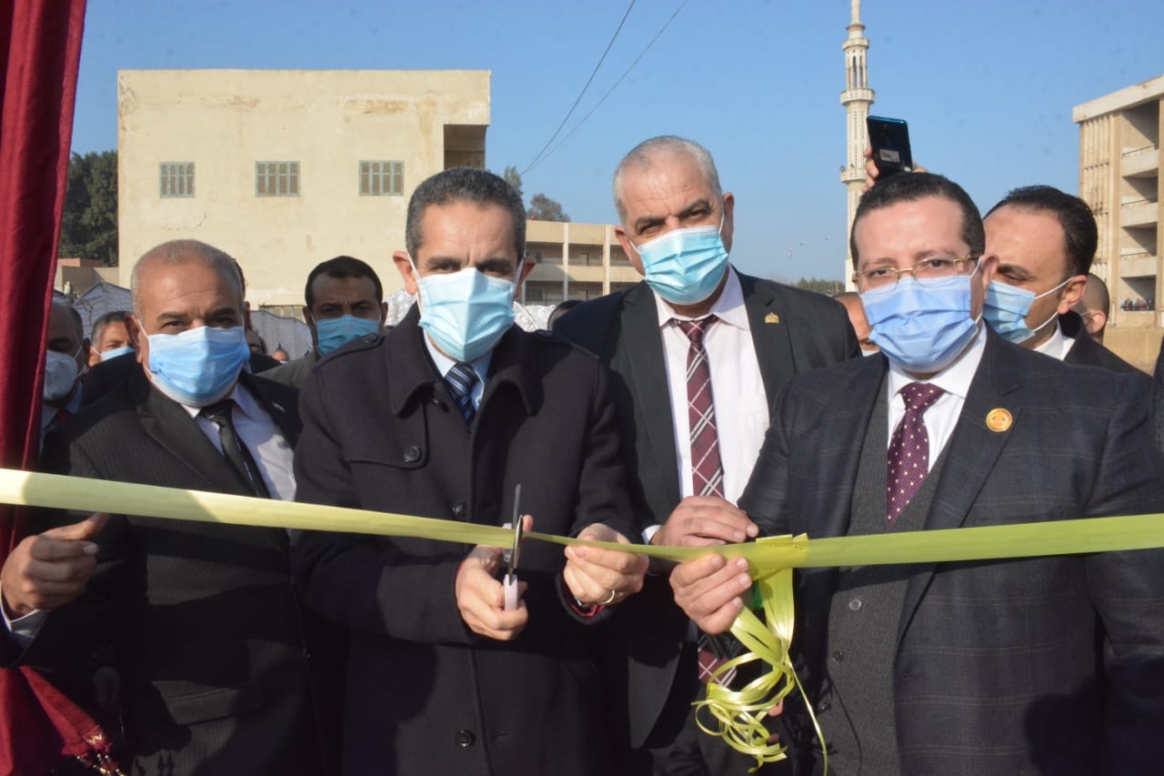 الملعب الخماسي بمركز شباب سنبو الكبرى