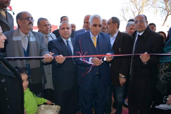 مدرسه الدكتور عبد الفتاح محمد عطا الله التجريبية للغات