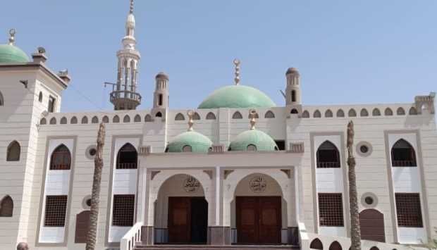 مسجد الرحمن الغربي بنجع الحاج سلام
