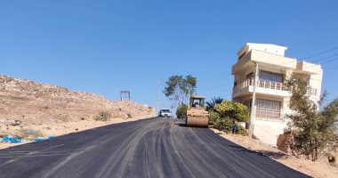 رصف طريق شرق البندر بأسوان