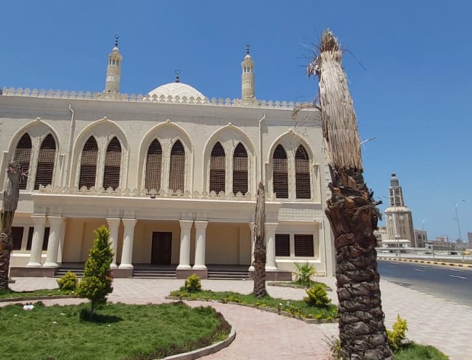 مسجد الشهيد إبراهيم علي أمين، بشارع الرحمة بمنطقة خورشيد