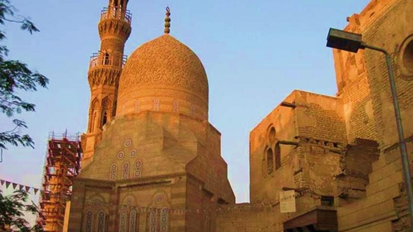 ترميم الجامع الأزرق الأثري بالقاهرة