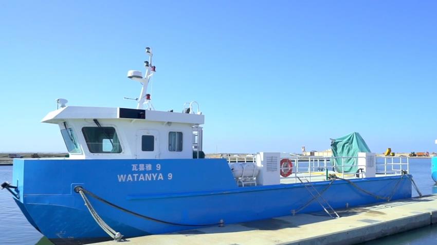 تدشين ٣٤ سفينة للصيد الحر بالمياه الإقليمية