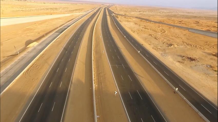تطوير وازدواج طريق القاهرة - السويس الصحراوي