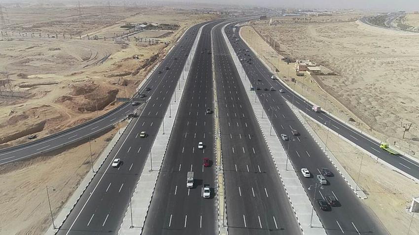 تطوير وازدواج طريق القاهرة - السويس الصحراوي