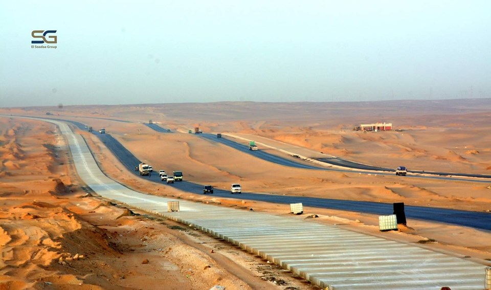 تطوير طريق أسيوط القاهرة الصحراوى الغربى