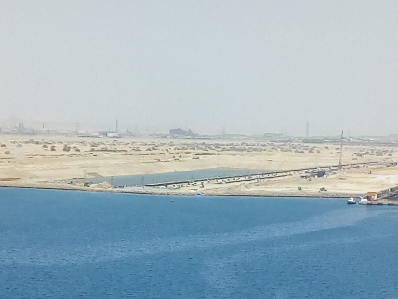 اعمال تطوير ميناء السخنة