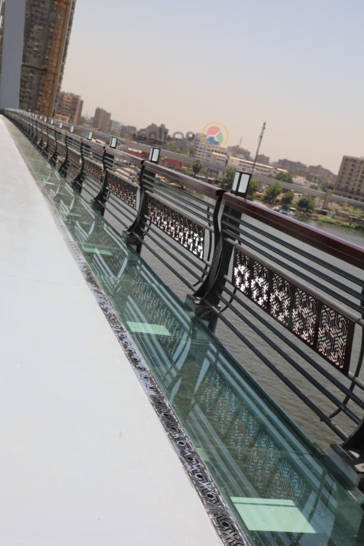 الممشى الزجاجى بجسر تحيا مصر